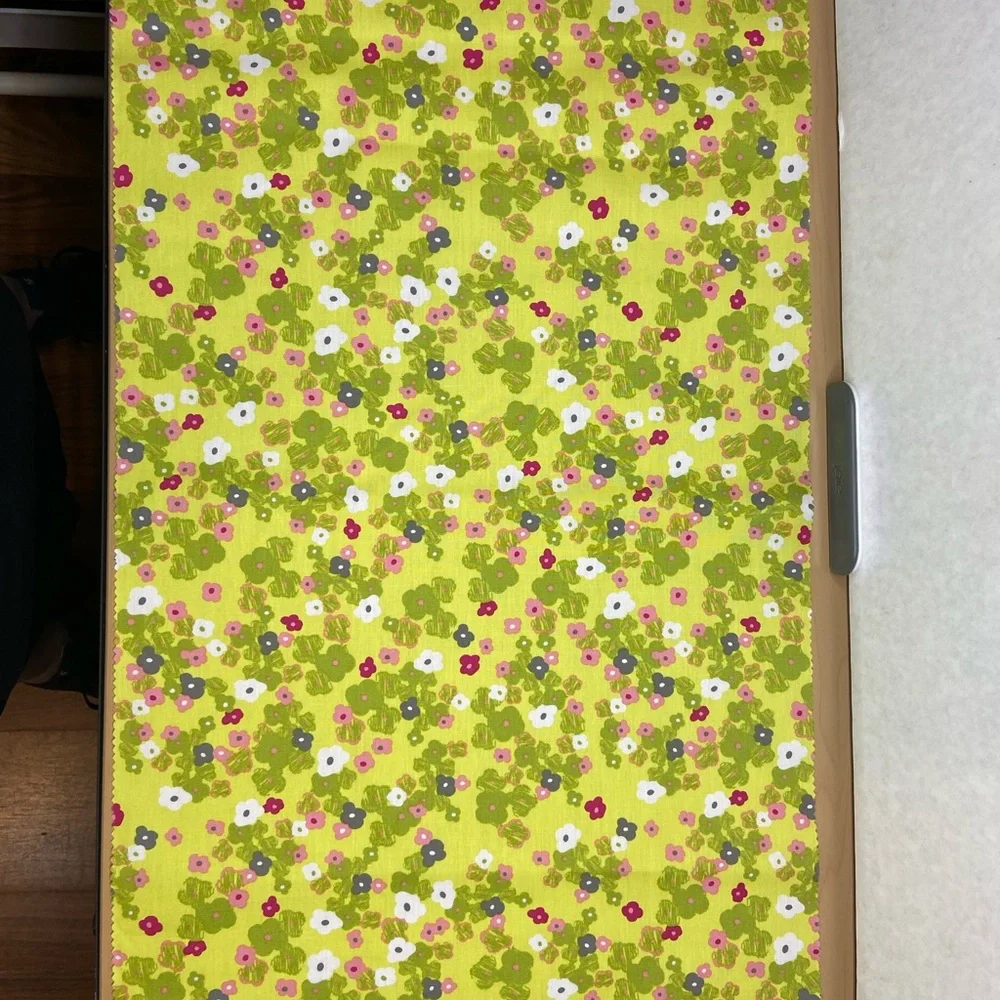 Assorted Floral & Geometric Cotton Fabric Pieces - Pink, Purple, Lime - Picture 9 of 11